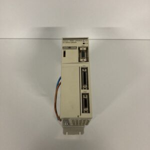 Sterownik serwo Omron R88D-UP04HA 200W, zasilanie 230V, używany